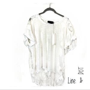 Line & Dot Top Oversized Romantic White Lace Back Short Sleeve Size Medium New
